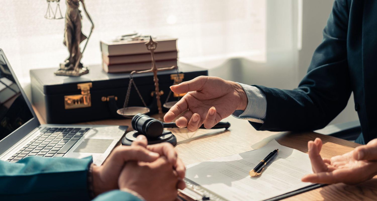 Working with high-net-worth divorce lawyer