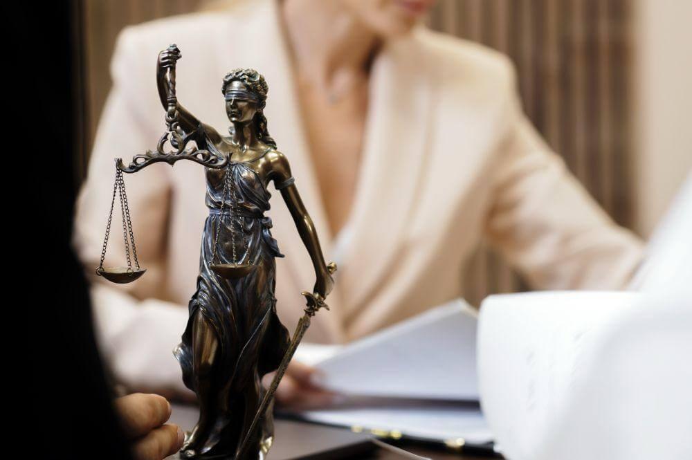 Meet with a lawyer from Kahana Law